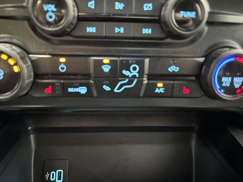 Used 2023 Ford F250 XLT w/ XLT Premium Package image 8