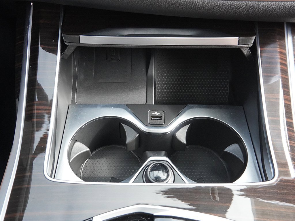 Used 2024 BMW X7 xDrive40i w/ Premium Package image 73