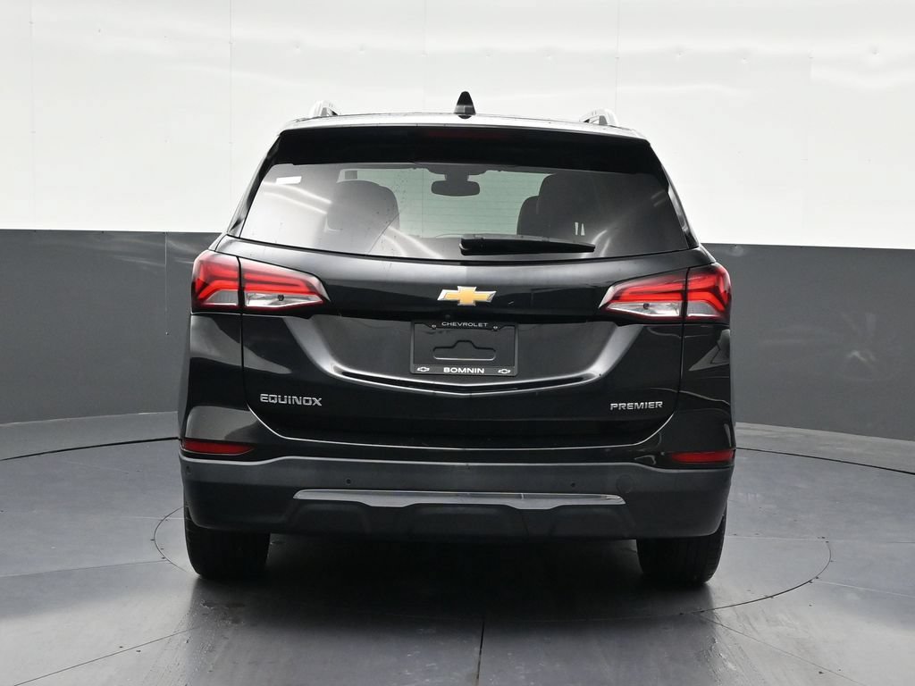 Used 2023 Chevrolet Equinox Premier FWD image 4