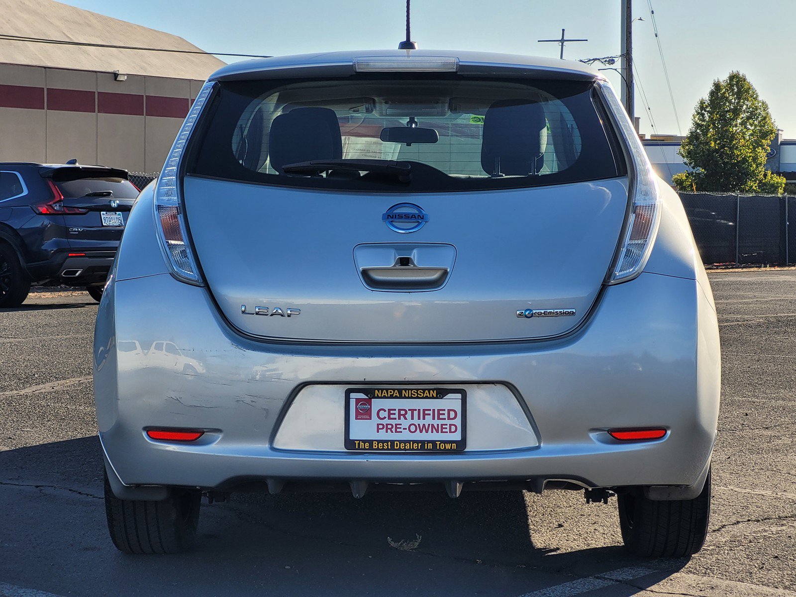 Certified 2017 Nissan Leaf SV FWD image 5