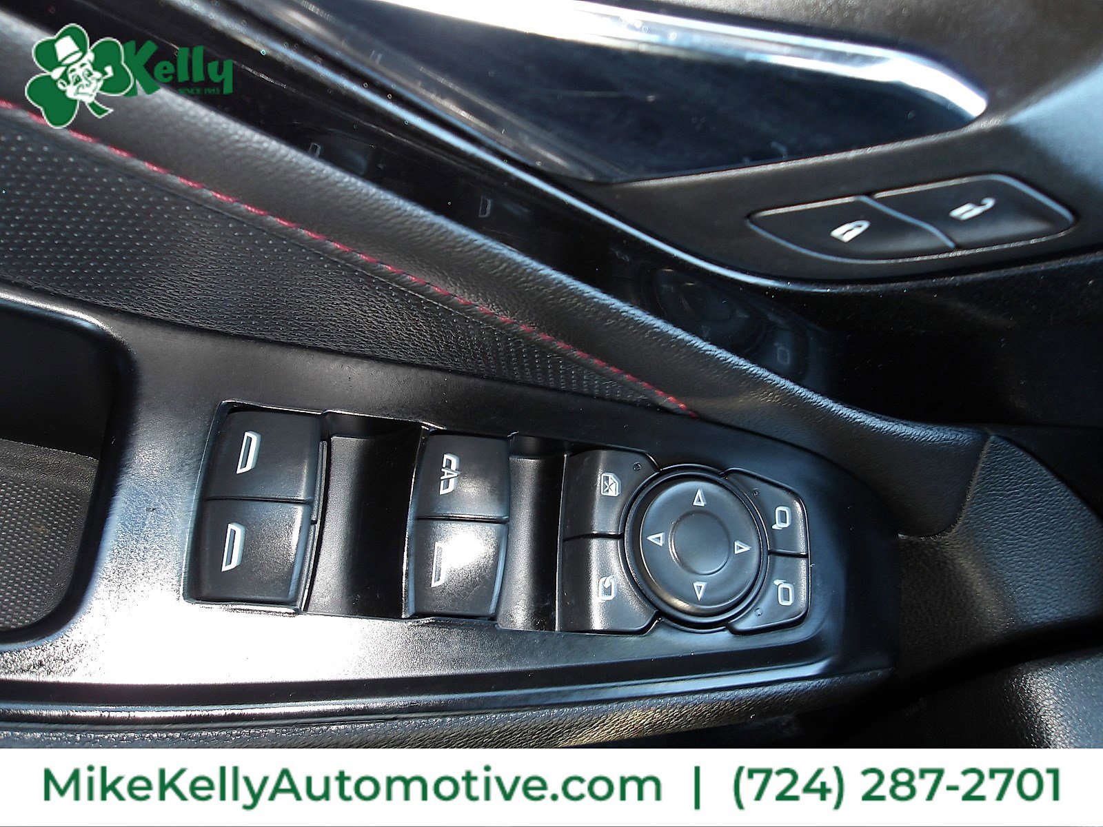Used 2023 Chevrolet Traverse RS w/ LPO, Floor Liner Package FWD image 19