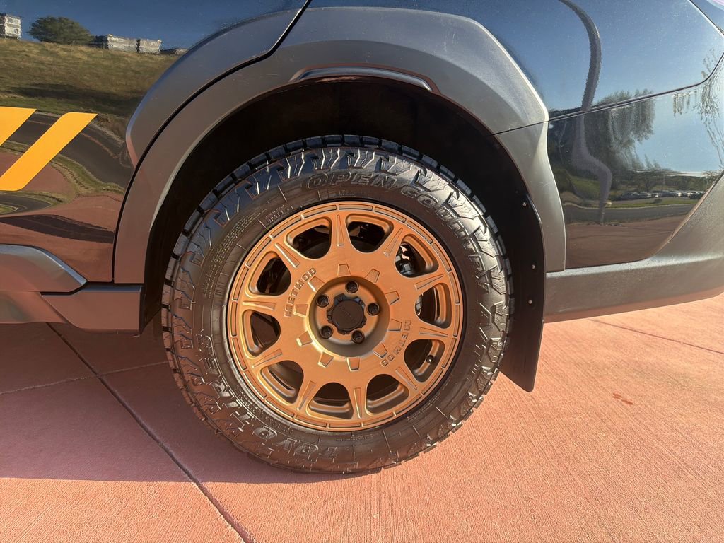 Used 2025 Subaru Outback Premium w/ Popular Package #1A image 35