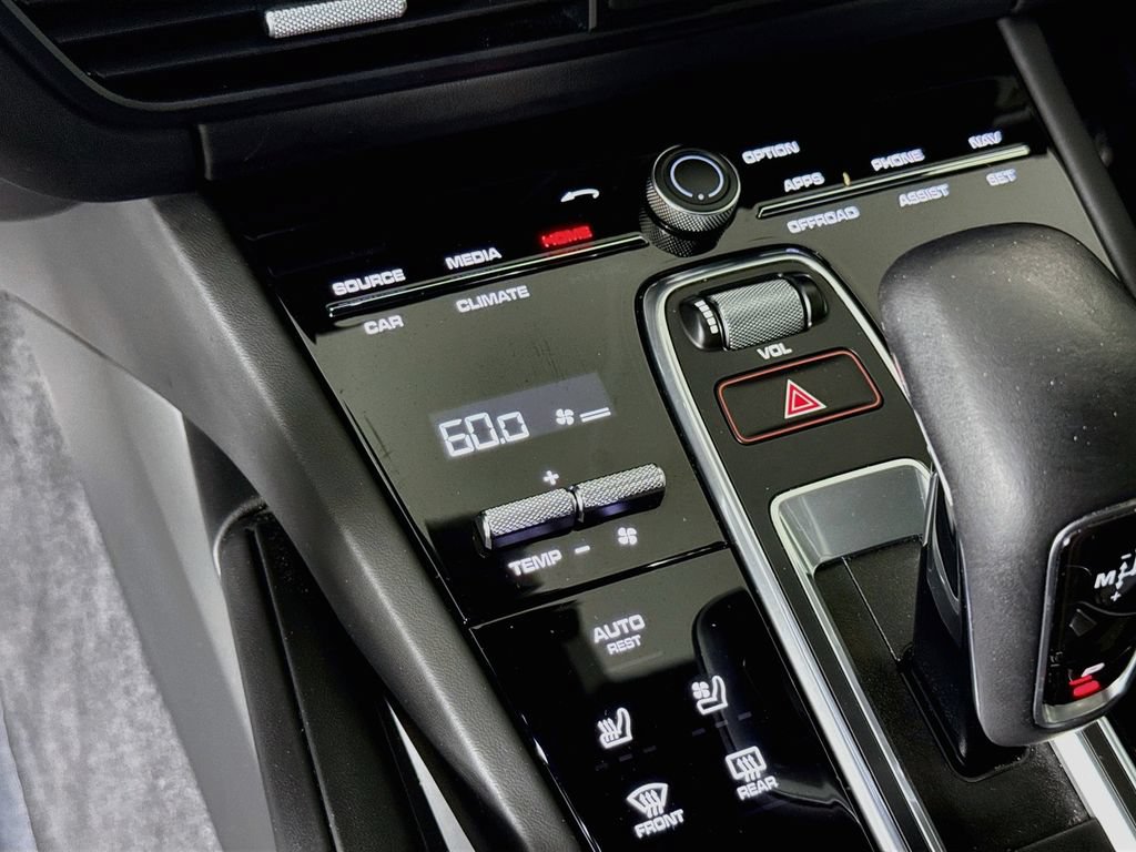 Certified 2021 Porsche Cayenne GTS AWD/4WD image 17