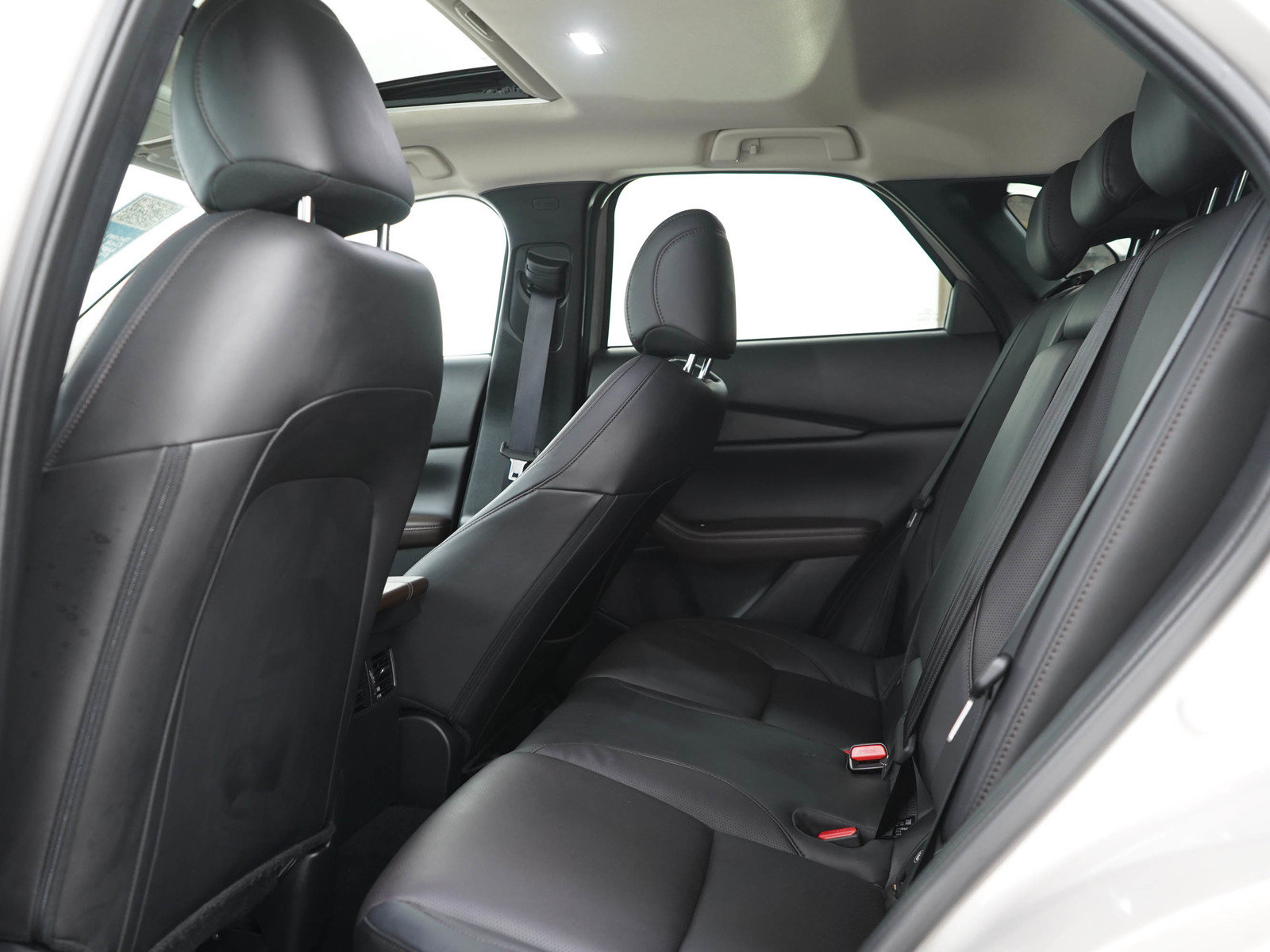 Used 2022 MAZDA CX-30 AWD 2.5 S w/ Premium Package image 15