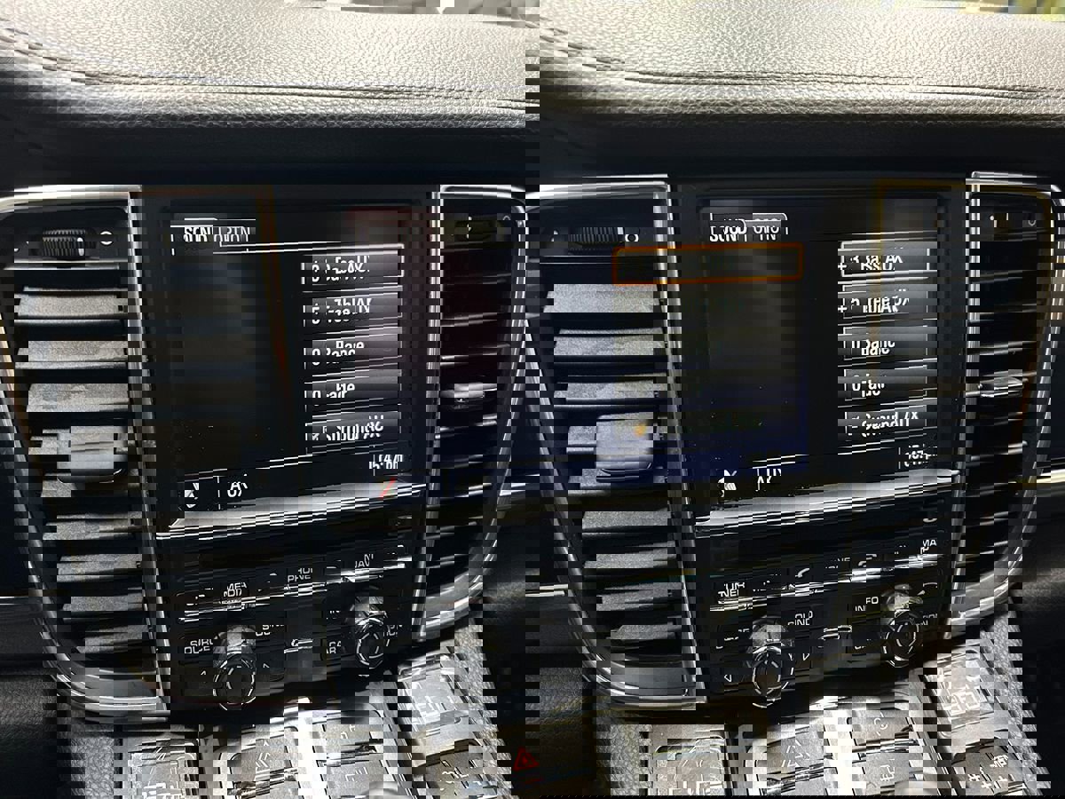 Used 2012 Porsche Panamera 4 image 26