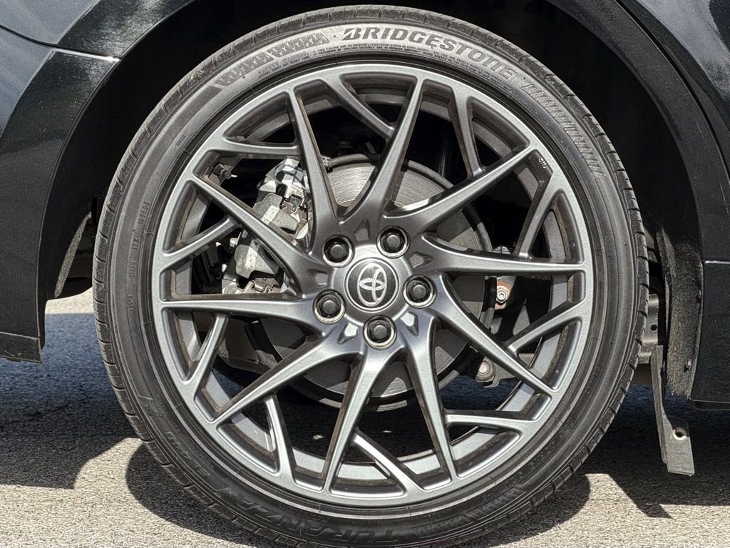 Used 2025 Toyota Camry XSE image 34