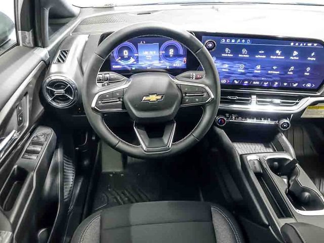 New 2026 Chevrolet Equinox EV LT w/ Comfort Package FWD image 12