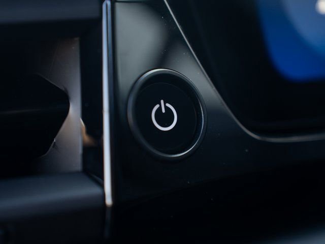 New 2026 Porsche Macan 4 Electric image 29