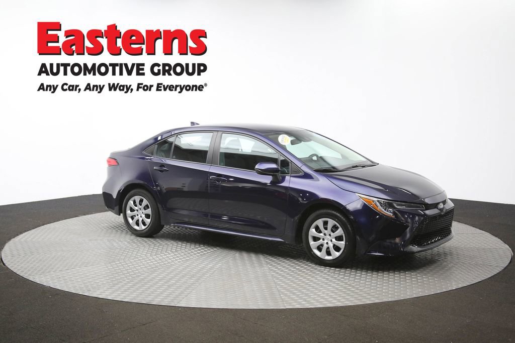 Used 2022 Toyota Corolla LE image 47