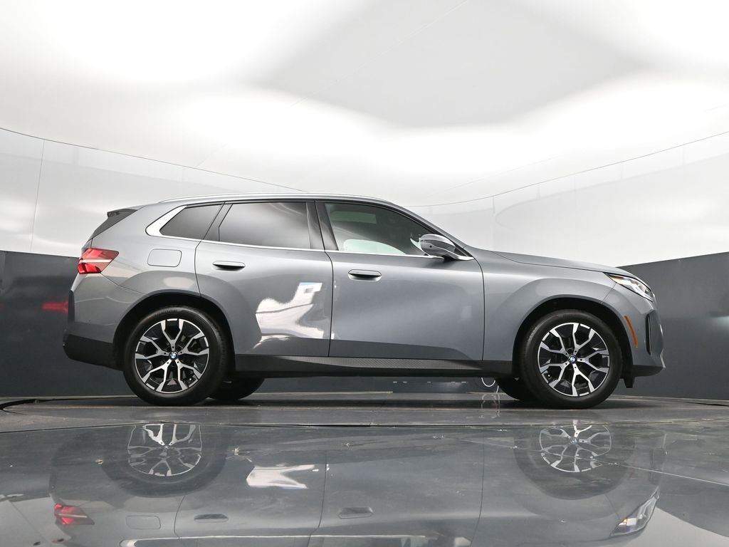 Certified 2025 BMW X3 xDrive30i w/ Premium Package image 43