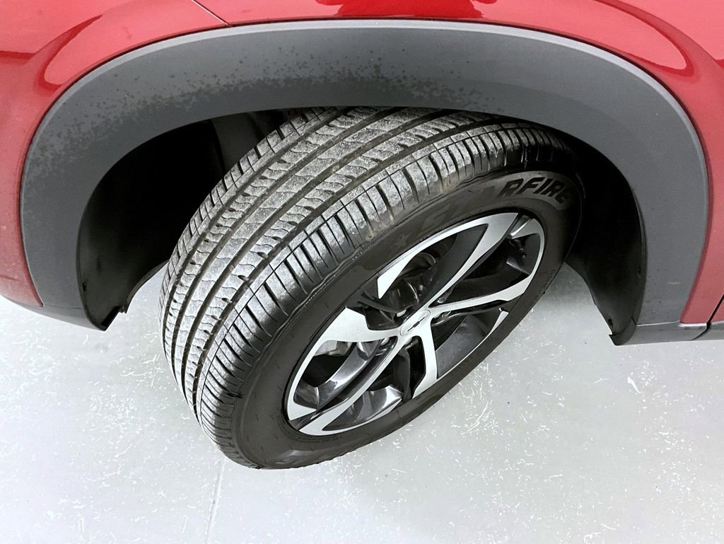 Certified 2024 Chevrolet Trax RS w/ Driver Confidence Package image 23