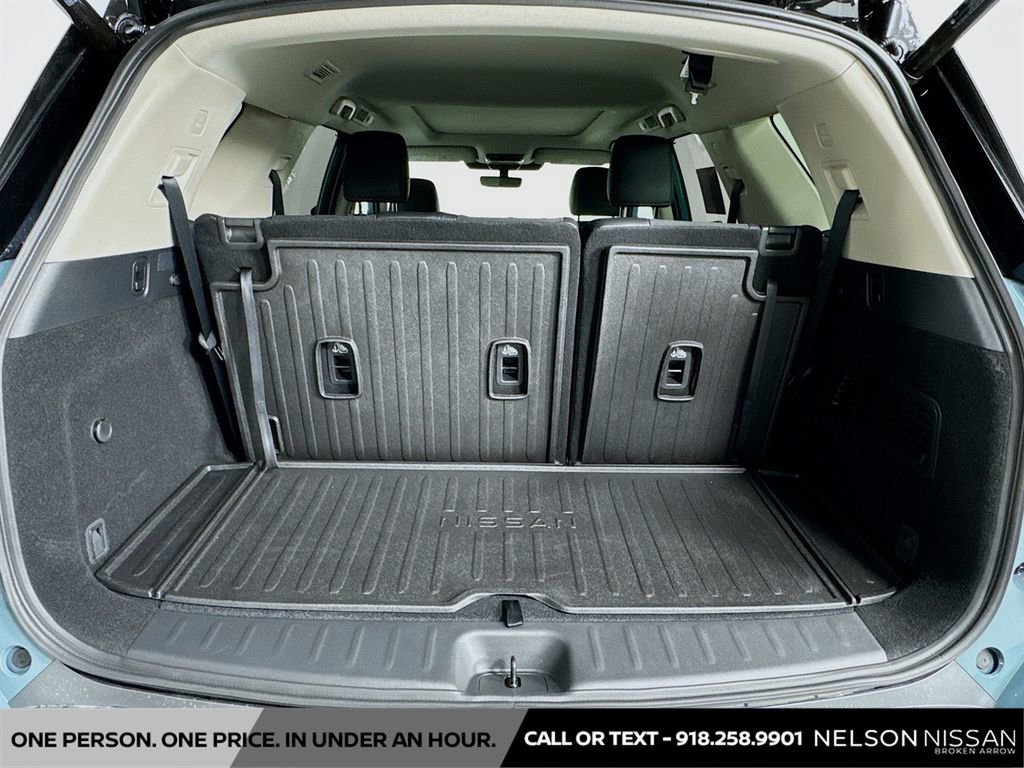 New 2026 Nissan Pathfinder Platinum image 27