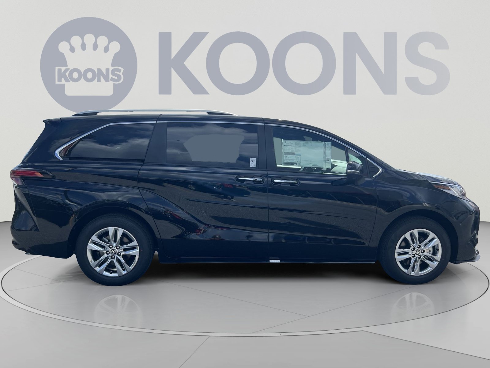 New 2026 Toyota Sienna Limited AWD/4WD image 8