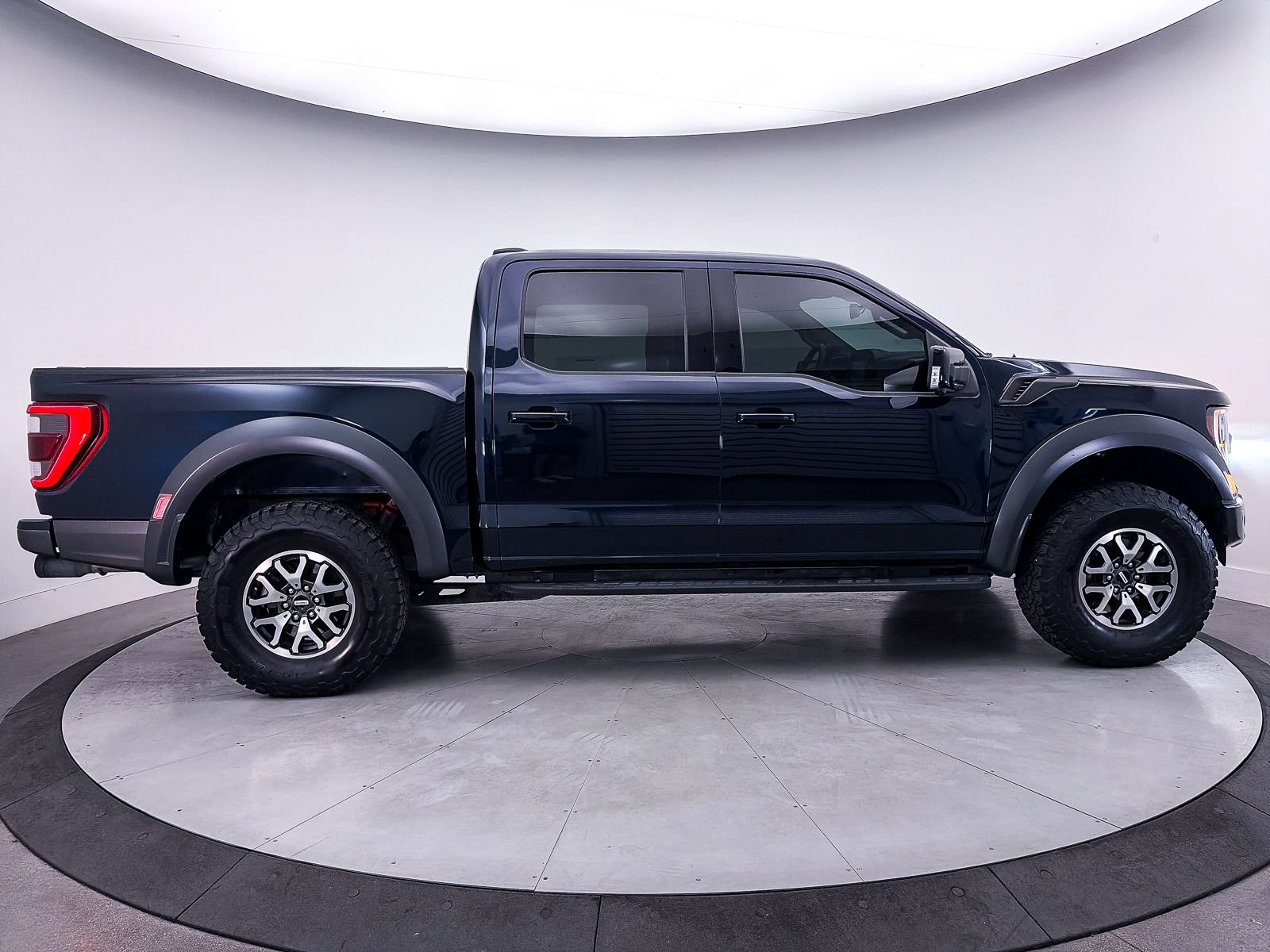 Used 2023 Ford F150 Raptor AWD/4WD image 45