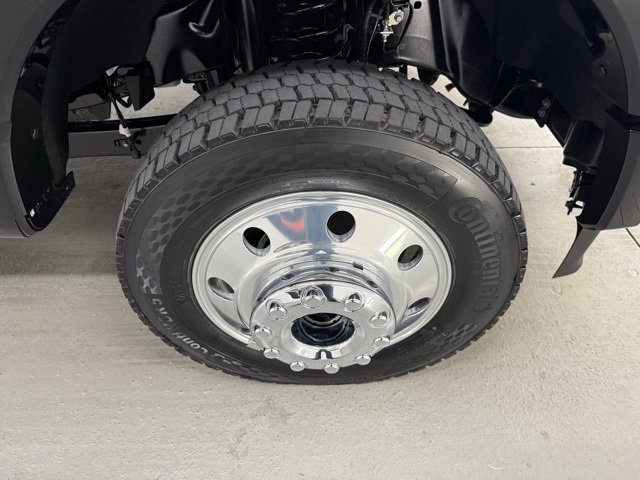 Used 2026 Ford F450 Platinum w/ Platinum Plus Package image 4