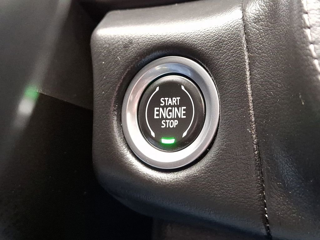 Used 2022 Chevrolet Tahoe LT w/ Luxury Package image 24