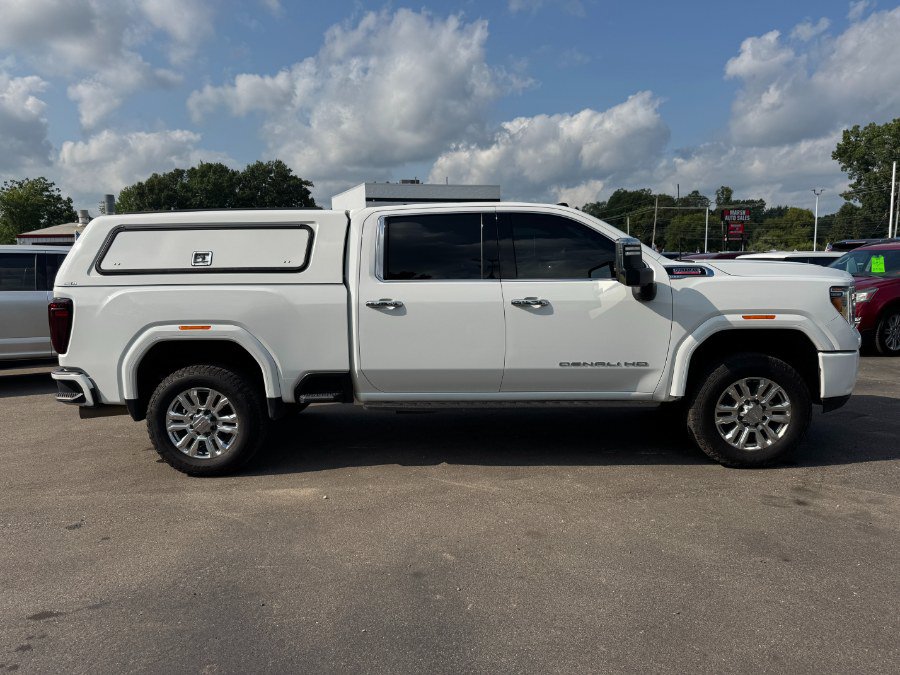 Used 2022 GMC Sierra 3500 Denali w/ Denali Ultimate Package AWD/4WD image 6
