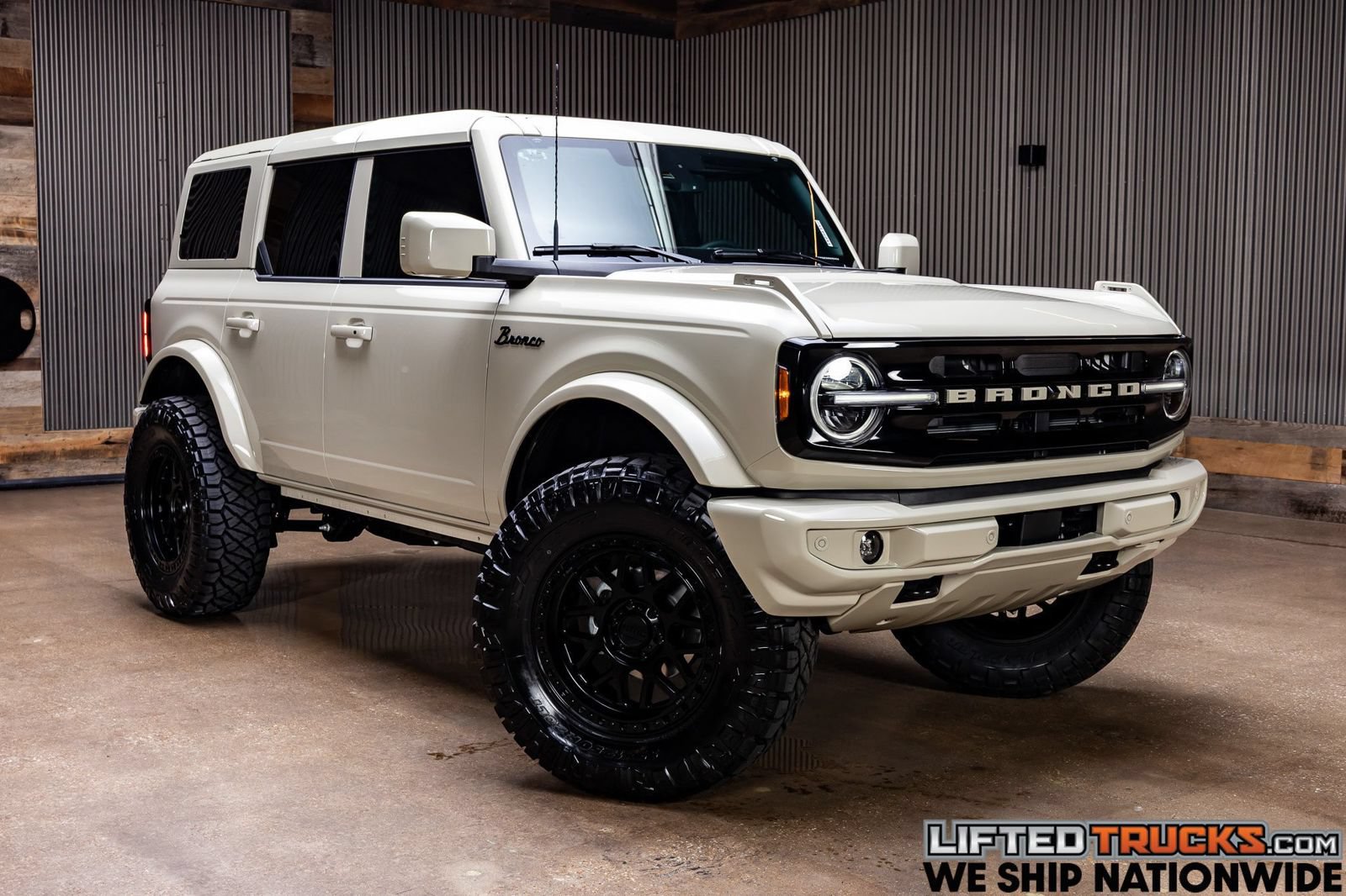 Used 2026 Ford Bronco Outer Banks AWD/4WD image 1
