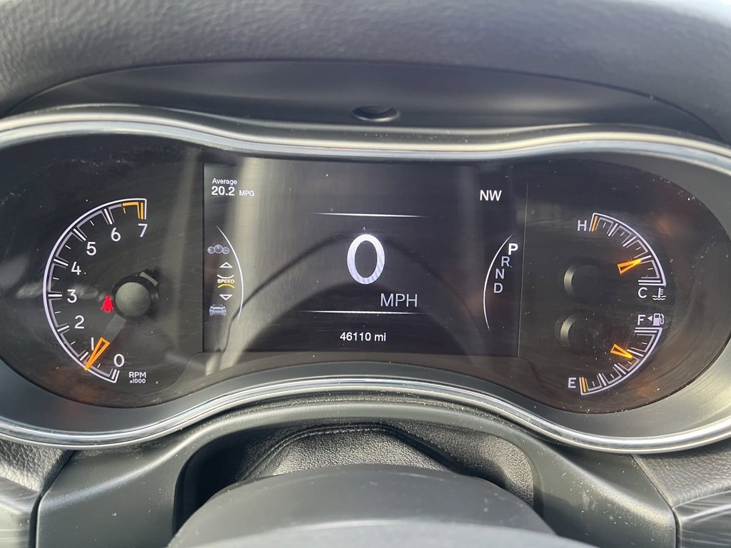 Used 2021 Jeep Grand Cherokee Limited image 31