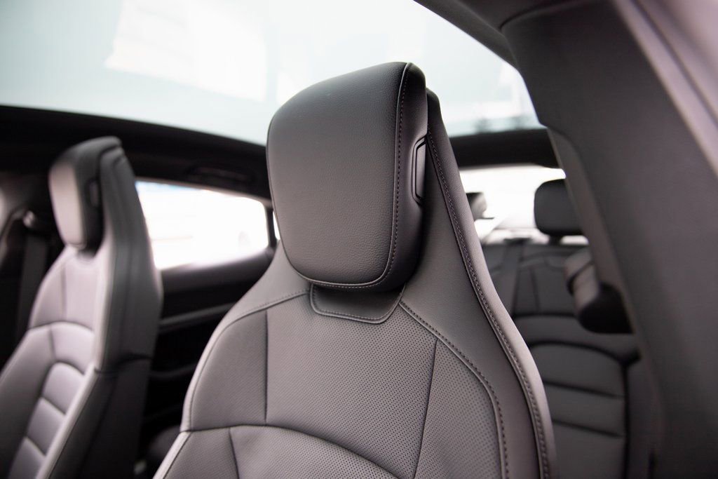 New 2026 Porsche Taycan image 17