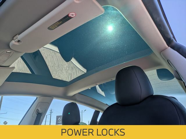 Used 2023 Tesla Model 3 Standard Range image 18