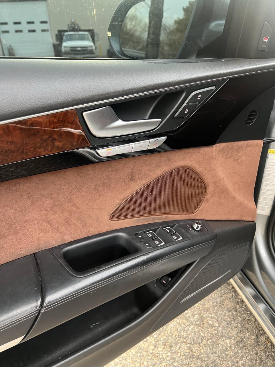 Used 2014 Audi A8 L TDI AWD/4WD image 11