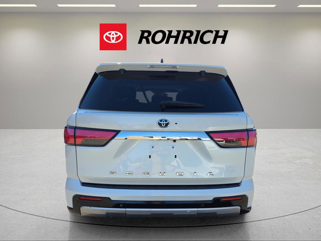 Used 2023 Toyota Sequoia Limited image 4