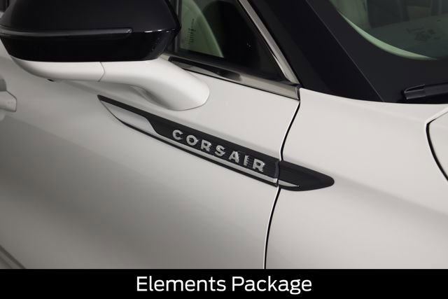 Used 2022 Lincoln Corsair Reserve w/ Equipment Group 201A AWD/4WD image 15