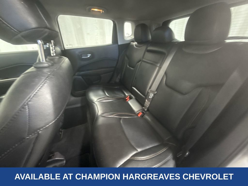 Used 2018 Jeep Compass Limited AWD/4WD image 34