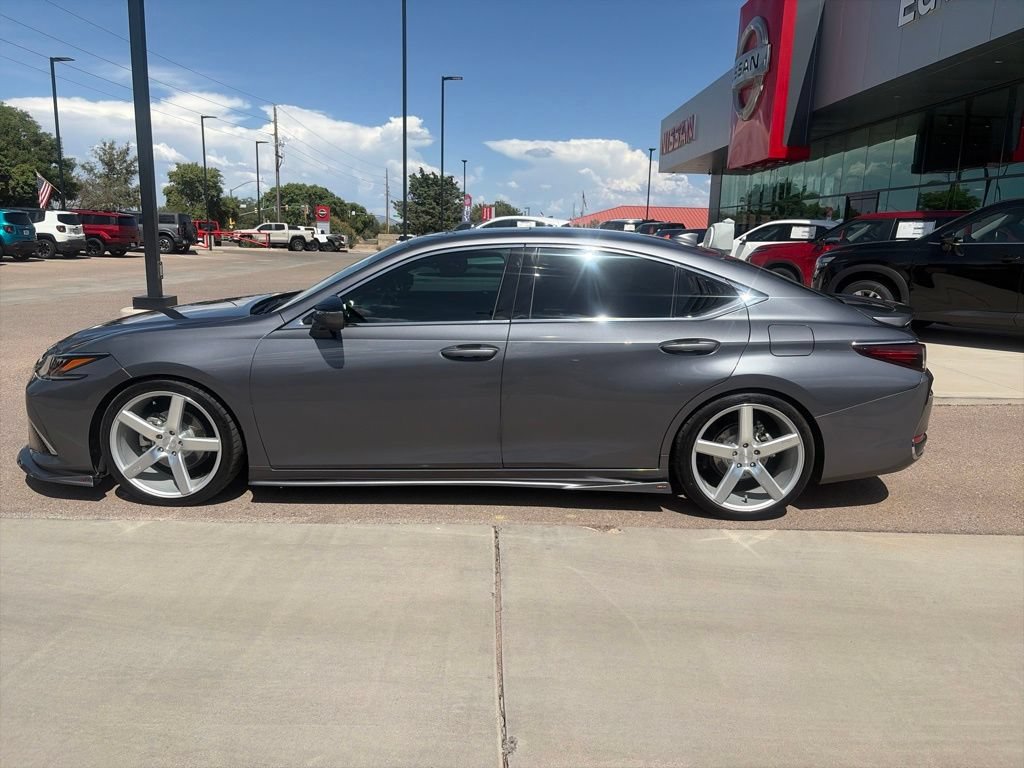 Used 2019 Lexus ES 300h w/ Premium Package FWD image 8
