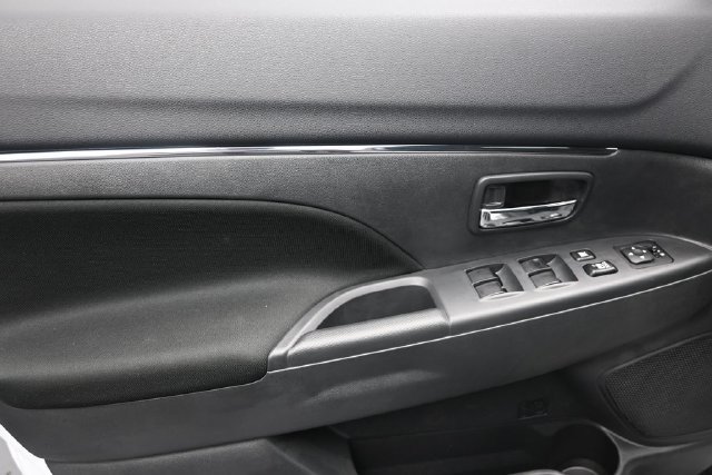 New 2027 Mitsubishi Outlander Sport ES FWD image 7