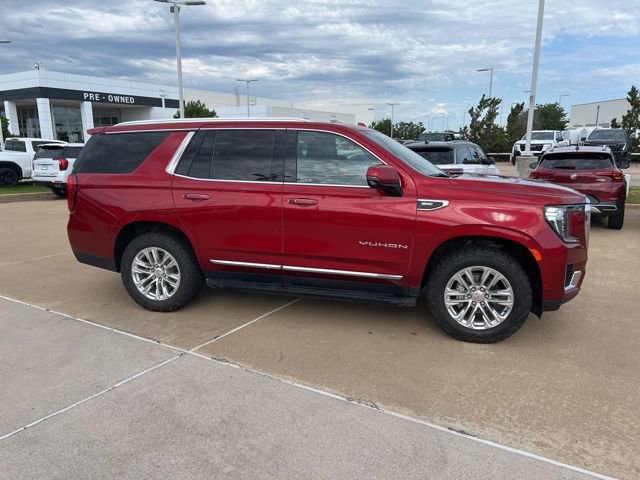Used 2023 GMC Yukon SLT w/ SLT Premium Package AWD/4WD image 6