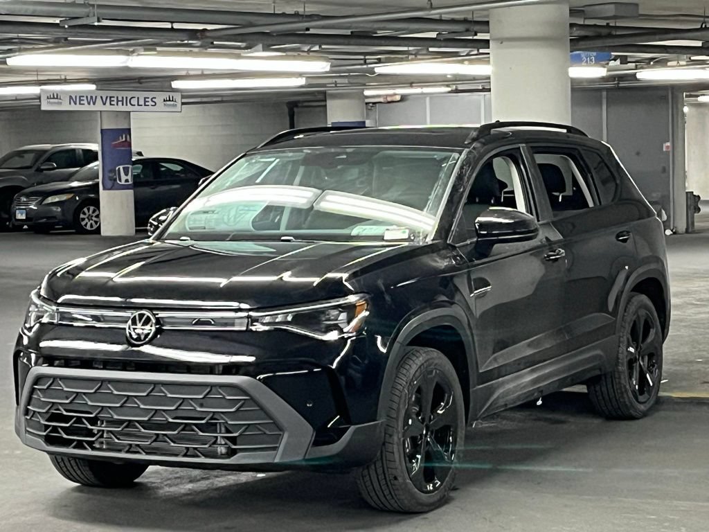 New 2026 Volkswagen Taos SE AWD/4WD image 3