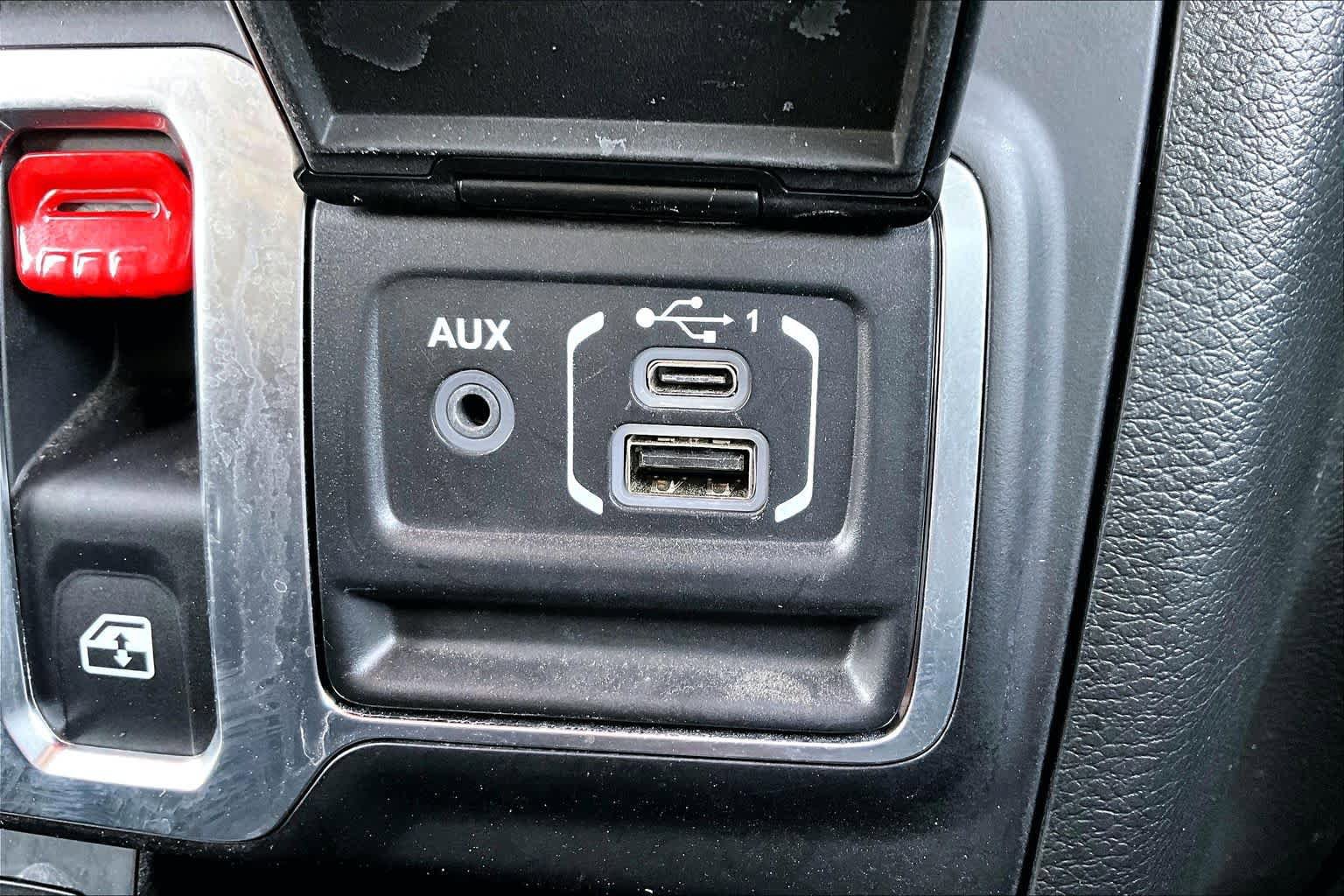 Used 2020 Jeep Wrangler Rubicon image 34