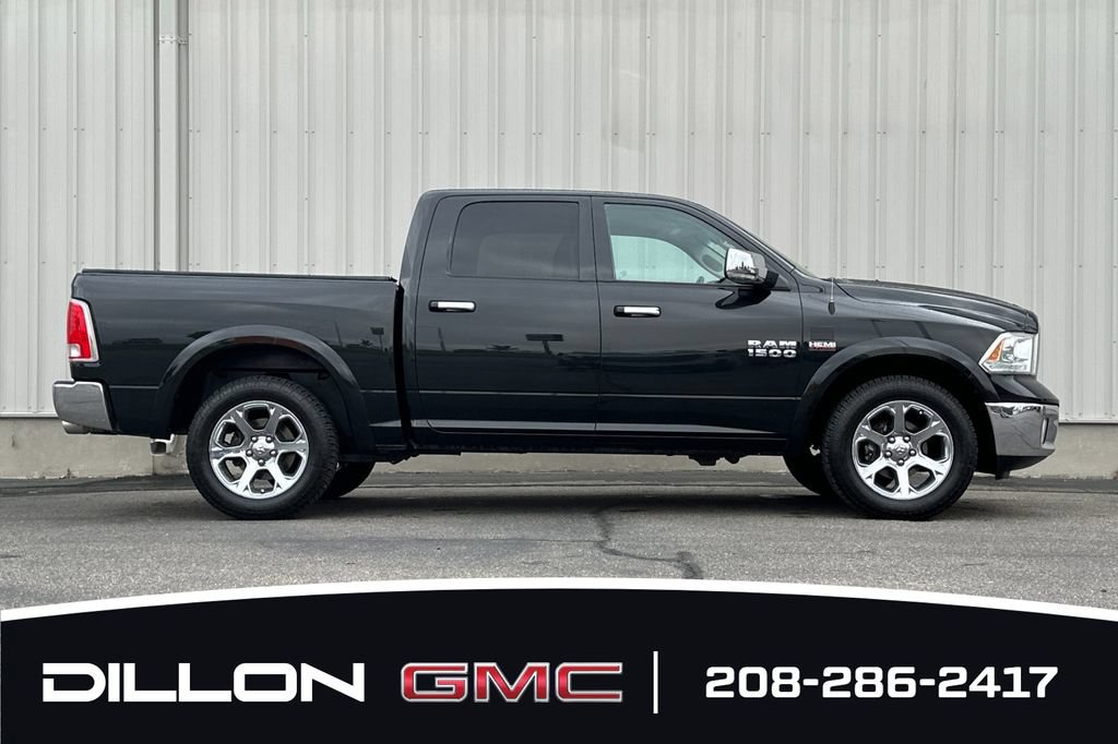Used 2017 RAM 1500 Laramie AWD/4WD image 3