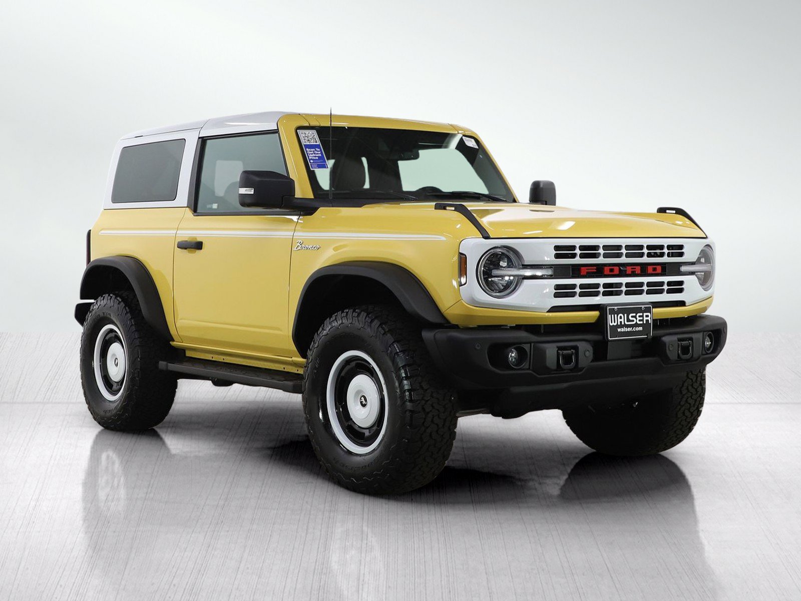 Used 2024 Ford Bronco Heritage Edition AWD/4WD image 8
