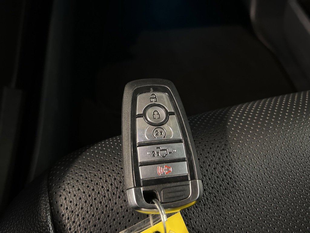Used 2024 Ford F250 Lariat w/ Black Appearance Package image 41