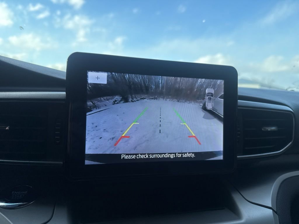 Used 2022 Ford Explorer XLT w/ Equipment Group 202A image 29