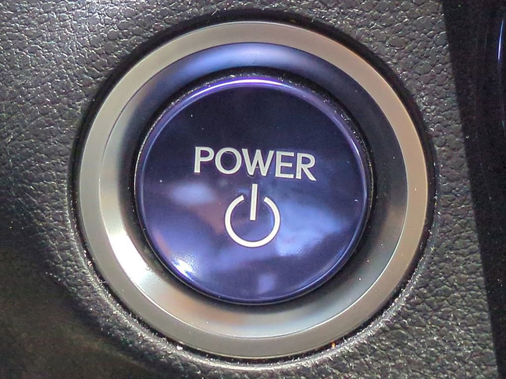 Used 2022 Lexus ES 300h w/ Premium Package image 29