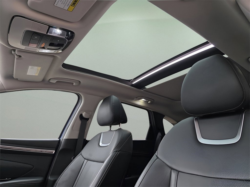 Used 2024 Hyundai Tucson Limited image 22