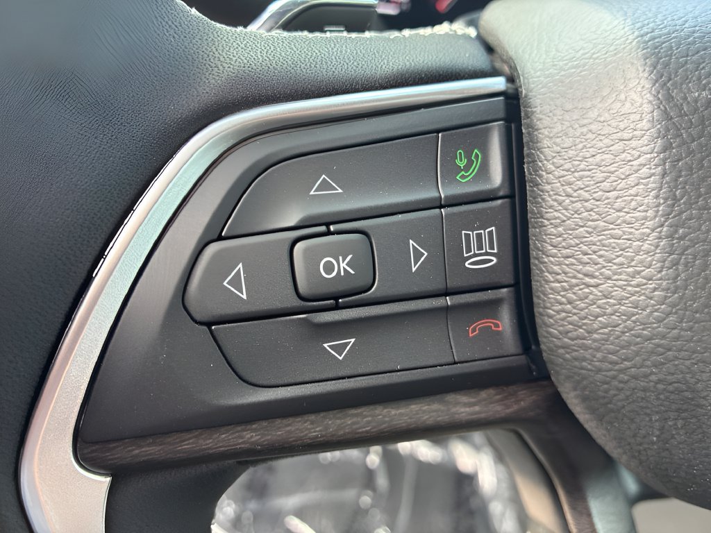 New 2027 Jeep Grand Cherokee Limited AWD/4WD image 30