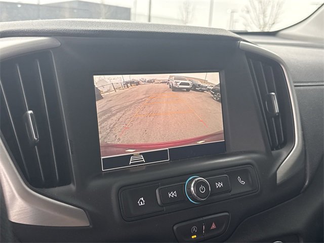 Used 2024 GMC Terrain SLE w/ Driver Convenience Package image 17