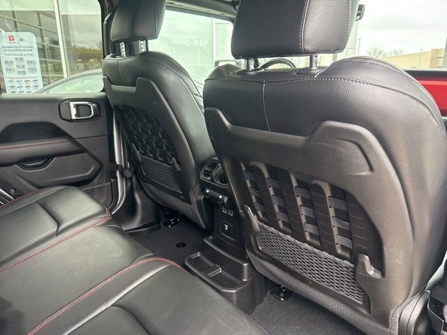 Used 2018 Jeep Wrangler Unlimited Rubicon AWD/4WD image 35