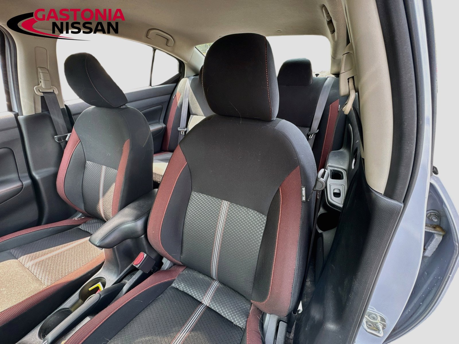 Used 2024 Nissan Versa SR FWD image 23