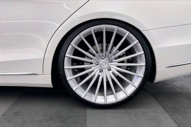 Used 2019 Mercedes-Benz S 560 Sedan image 8