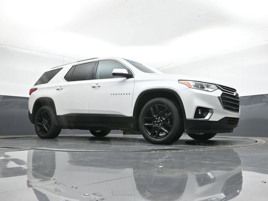 Used 2021 Chevrolet Traverse LT image 45