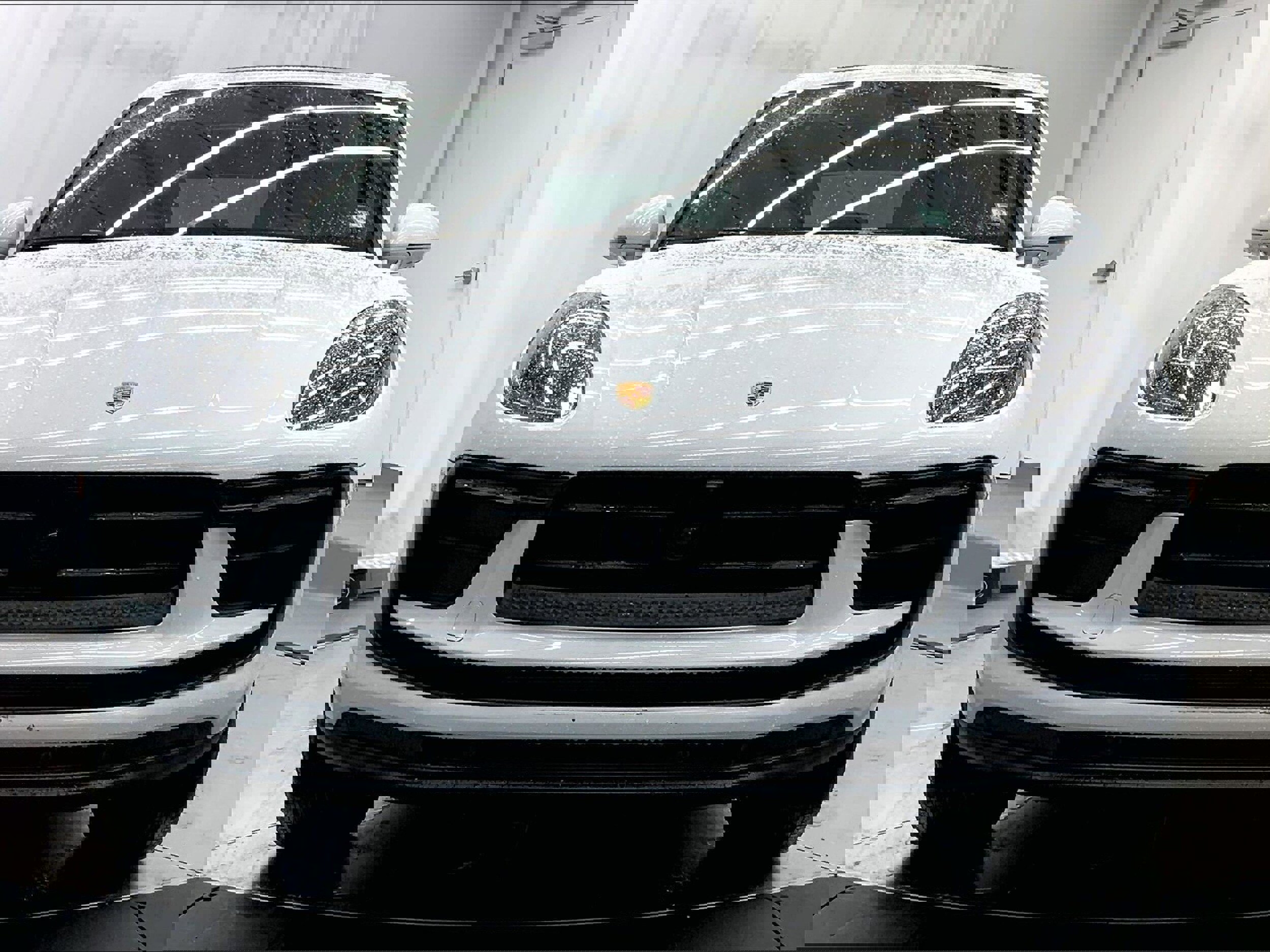 New 2025 Porsche Macan image 8