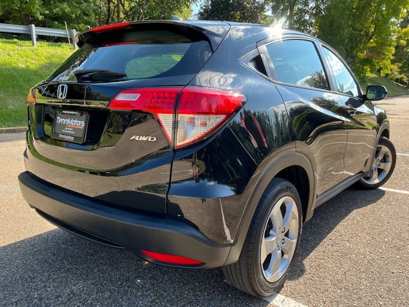 Used 2019 Honda HR-V LX image 4
