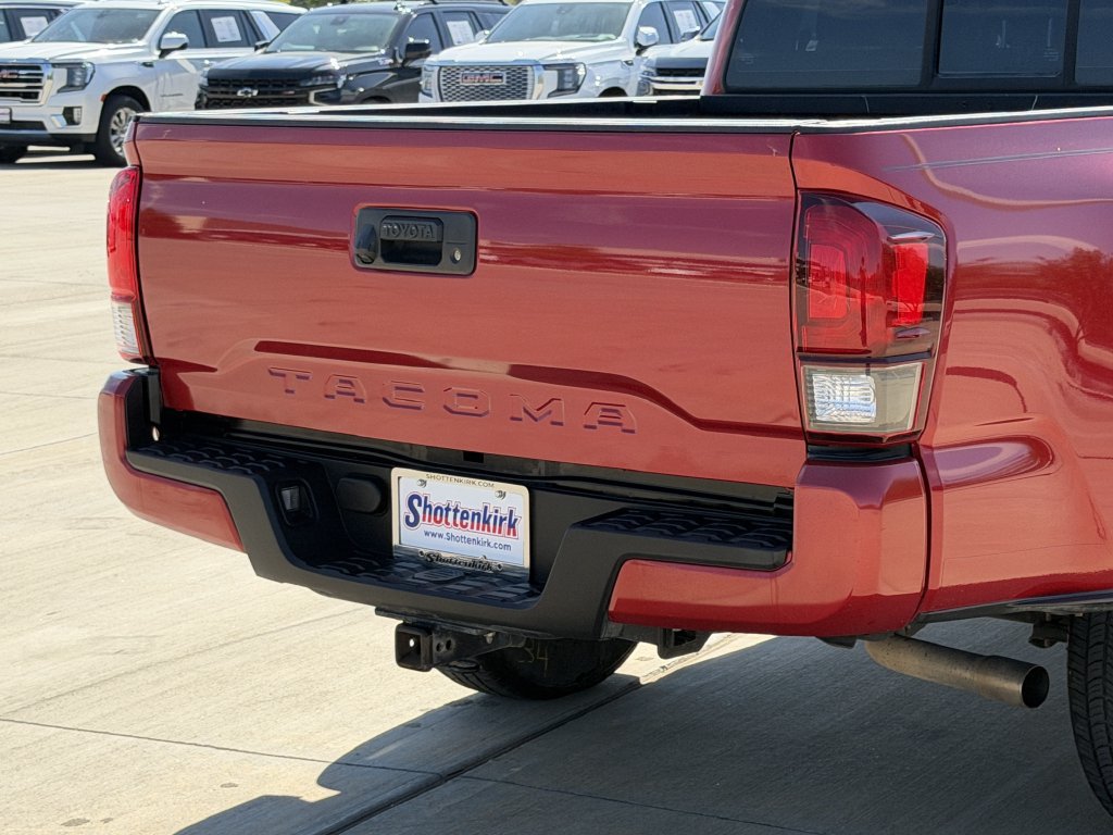 Used 2018 Toyota Tacoma SR w/ SR Convenience Package RWD image 6