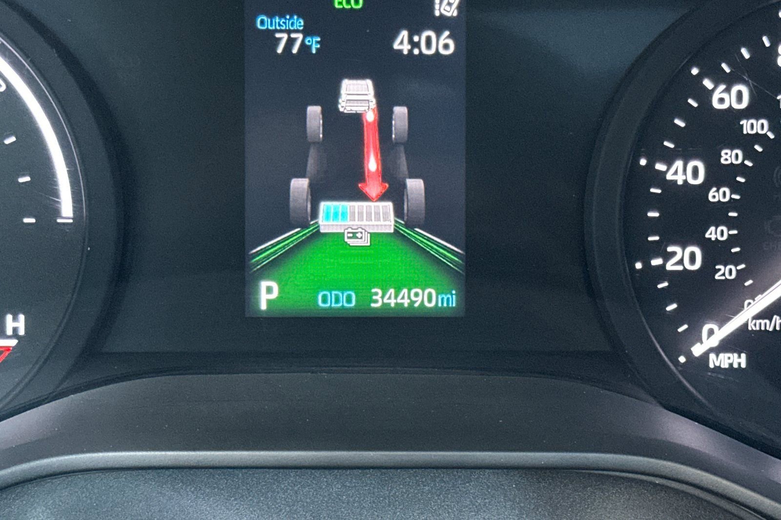 Used 2024 Toyota Sienna XLE image 28